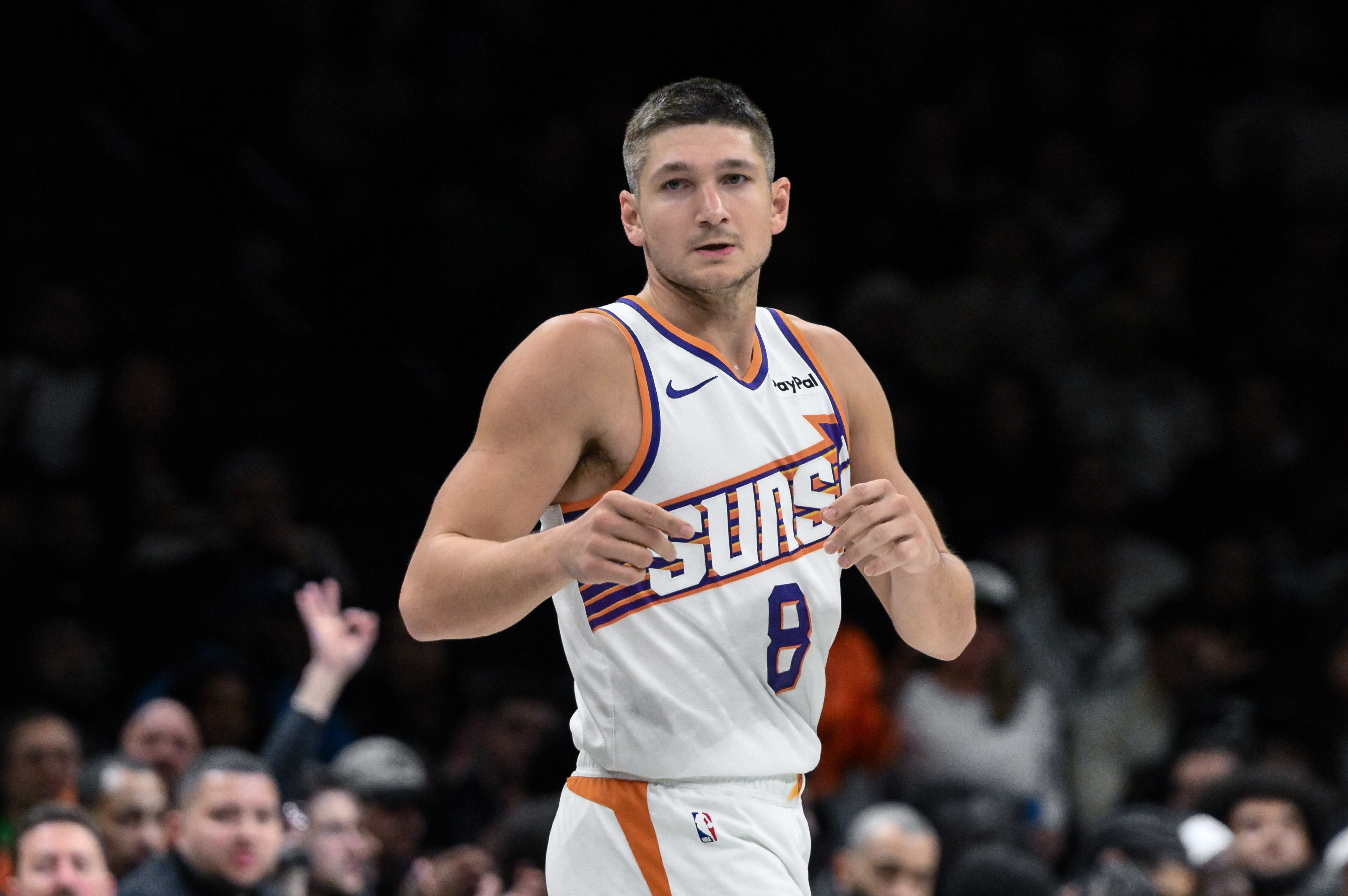 皇冠app-格雷森·阿伦：我们少了布克 创造空位三分球机会的难度会更大